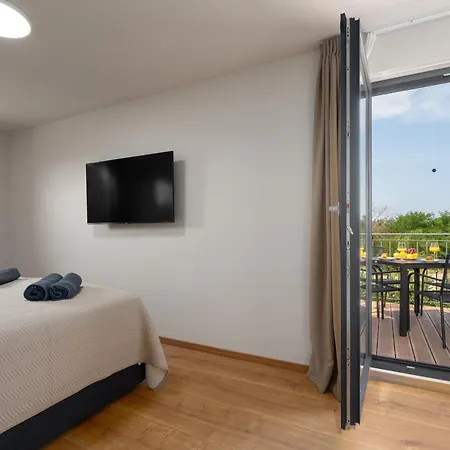 Zara Villa